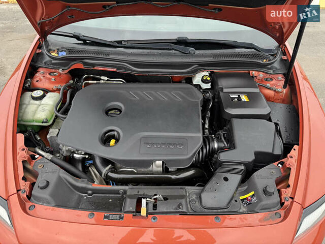 Оранжевый Вольво В50, объемом двигателя 1.6 л и пробегом 165 тыс. км за 8900 $, фото 28 на Automoto.ua