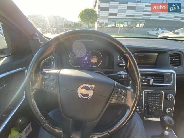 Білий Вольво B60, об'ємом двигуна 1.56 л та пробігом 254 тис. км за 7000 $, фото 16 на Automoto.ua