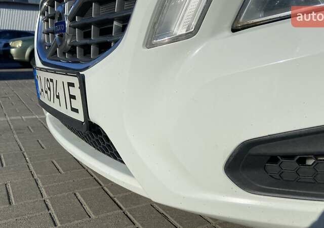 Білий Вольво B60, об'ємом двигуна 1.56 л та пробігом 254 тис. км за 7000 $, фото 12 на Automoto.ua