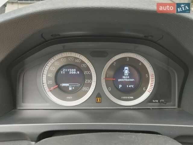 Белый Вольво B60, объемом двигателя 1.98 л и пробегом 211 тыс. км за 11000 $, фото 25 на Automoto.ua