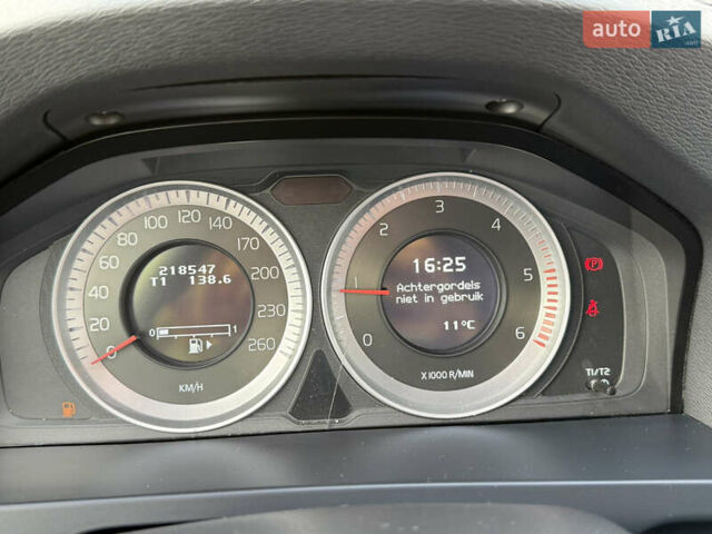Білий Вольво B60, об'ємом двигуна 1.6 л та пробігом 218 тис. км за 10700 $, фото 52 на Automoto.ua