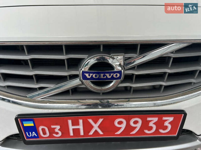 Белый Вольво B60, объемом двигателя 2.4 л и пробегом 160 тыс. км за 13900 $, фото 20 на Automoto.ua