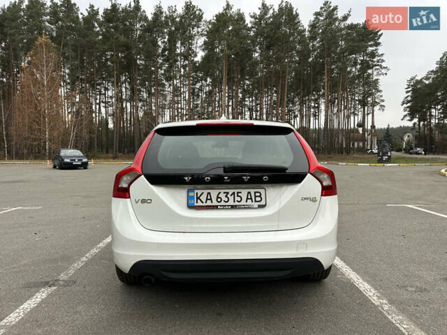 Білий Вольво B60, об'ємом двигуна 1.56 л та пробігом 287 тис. км за 9300 $, фото 7 на Automoto.ua