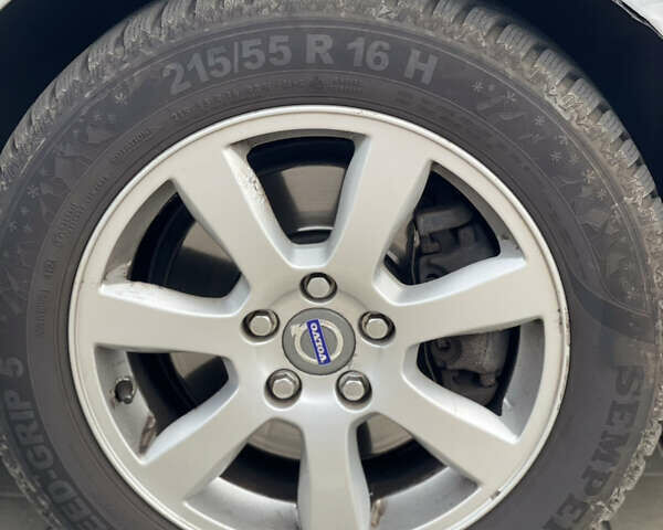 Белый Вольво B60, объемом двигателя 2 л и пробегом 287 тыс. км за 9700 $, фото 34 на Automoto.ua