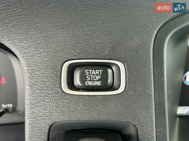 Белый Вольво B60, объемом двигателя 2.4 л и пробегом 160 тыс. км за 13900 $, фото 49 на Automoto.ua