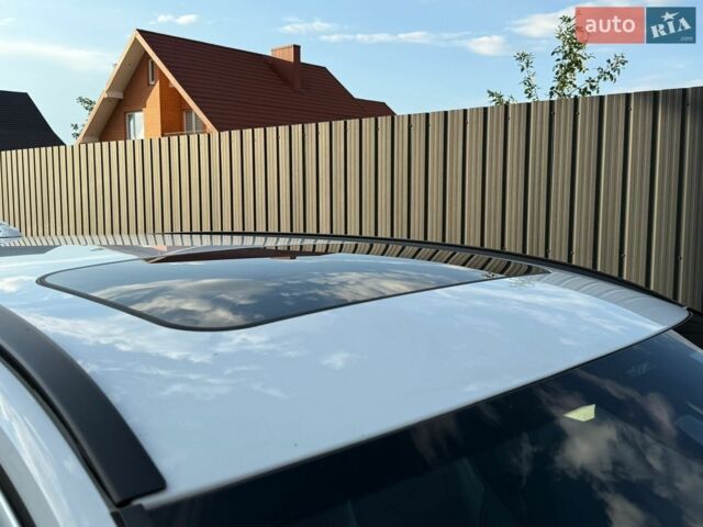Белый Вольво B60, объемом двигателя 2.4 л и пробегом 236 тыс. км за 11600 $, фото 14 на Automoto.ua