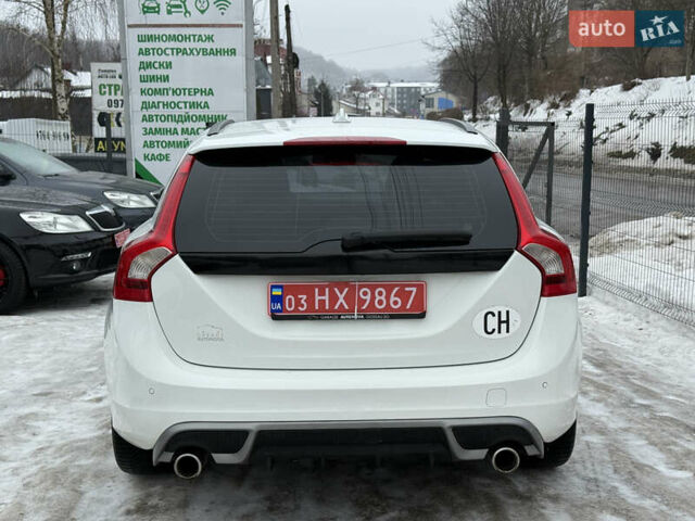 Белый Вольво B60, объемом двигателя 2.4 л и пробегом 234 тыс. км за 12600 $, фото 6 на Automoto.ua