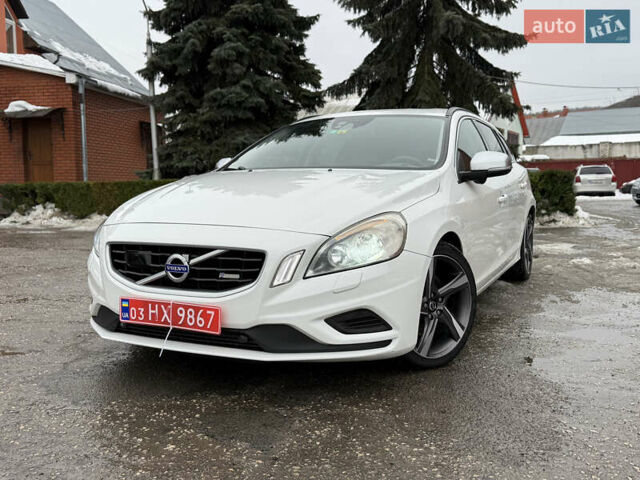 Білий Вольво B60, об'ємом двигуна 2.4 л та пробігом 234 тис. км за 12999 $, фото 1 на Automoto.ua