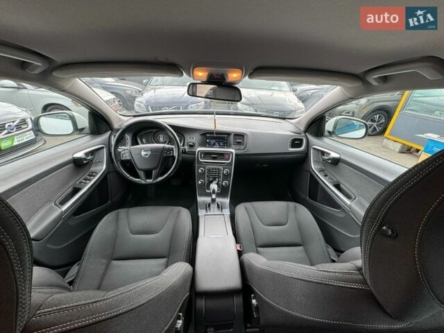 Білий Вольво B60, об'ємом двигуна 2 л та пробігом 257 тис. км за 14200 $, фото 36 на Automoto.ua