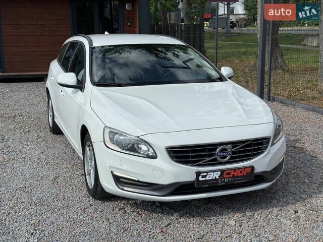Белый Вольво B60, объемом двигателя 1.98 л и пробегом 267 тыс. км за 9500 $, фото 23 на Automoto.ua