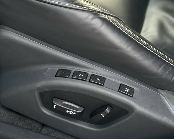 Белый Вольво B60, объемом двигателя 2.4 л и пробегом 214 тыс. км за 17299 $, фото 36 на Automoto.ua