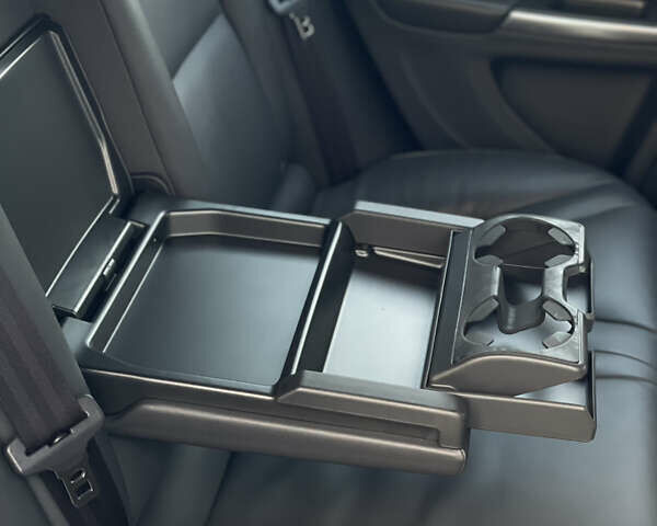 Белый Вольво B60, объемом двигателя 2.4 л и пробегом 214 тыс. км за 17299 $, фото 62 на Automoto.ua