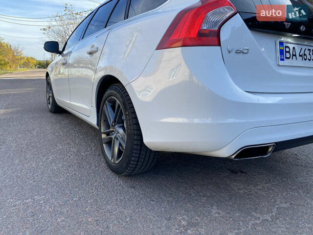 Вольво B60 2014 у Кропивницькому (Кіровограді) на Automoto.ua Білий Вольво B60, об'ємом двигуна 2 л та пробігом 249 тис. км за 12500 $, фото 8 на Automoto.ua