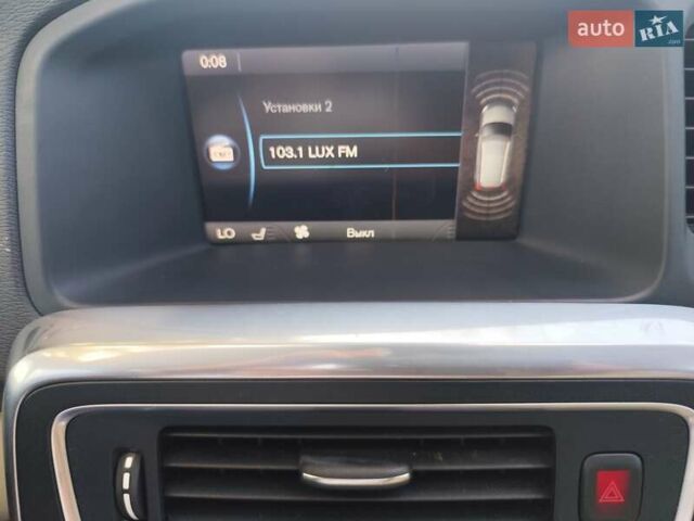 Белый Вольво B60, объемом двигателя 1.97 л и пробегом 156 тыс. км за 11500 $, фото 22 на Automoto.ua