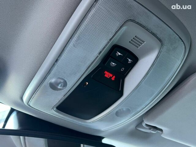 Белый Вольво B60, объемом двигателя 2 л и пробегом 300 тыс. км за 13940 $, фото 30 на Automoto.ua