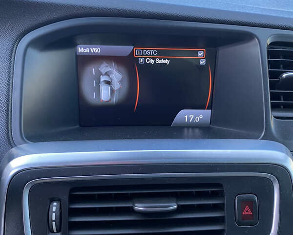 Вольво B60 2014 у Кропивницькому (Кіровограді) на Automoto.ua Білий Вольво B60, об'ємом двигуна 2 л та пробігом 249 тис. км за 12500 $, фото 32 на Automoto.ua