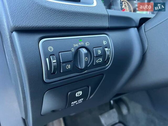 Вольво B60 2014 у Львові на Automoto.ua Білий Вольво B60, об'ємом двигуна 2 л та пробігом 300 тис. км за 13940 $, фото 16 на Automoto.ua