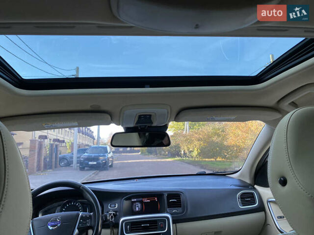 Вольво B60 2014 у Кропивницькому (Кіровограді) на Automoto.ua Білий Вольво B60, об'ємом двигуна 2 л та пробігом 249 тис. км за 12500 $, фото 29 на Automoto.ua