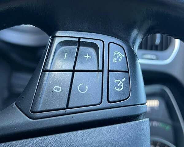 Вольво B60 2014 у Львові на Automoto.ua Білий Вольво B60, об'ємом двигуна 2 л та пробігом 300 тис. км за 13940 $, фото 21 на Automoto.ua