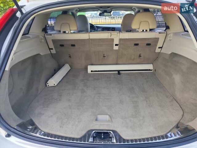 Белый Вольво B60, объемом двигателя 1.97 л и пробегом 156 тыс. км за 11500 $, фото 17 на Automoto.ua