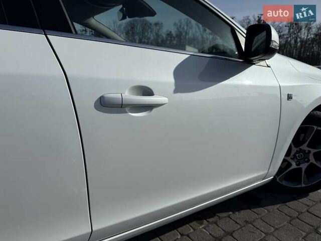 Белый Вольво B60, объемом двигателя 2 л и пробегом 251 тыс. км за 14299 $, фото 29 на Automoto.ua