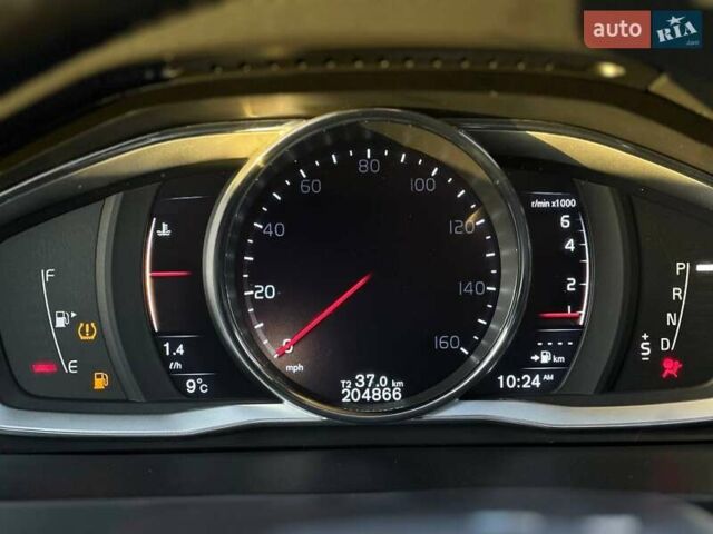 Білий Вольво B60, об'ємом двигуна 2.5 л та пробігом 203 тис. км за 15500 $, фото 8 на Automoto.ua