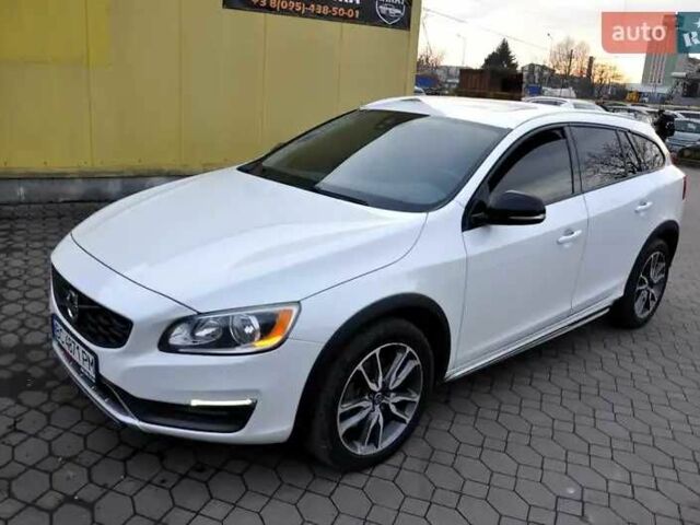 Белый Вольво B60, объемом двигателя 2.5 л и пробегом 161 тыс. км за 13999 $, фото 2 на Automoto.ua