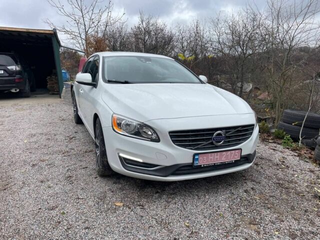 Білий Вольво B60, об'ємом двигуна 2.5 л та пробігом 253 тис. км за 10500 $, фото 3 на Automoto.ua