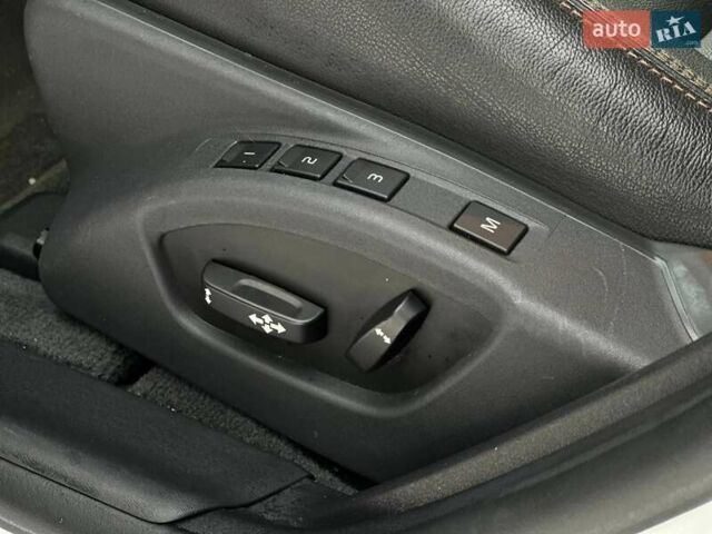 Белый Вольво B60, объемом двигателя 2.5 л и пробегом 203 тыс. км за 14000 $, фото 15 на Automoto.ua