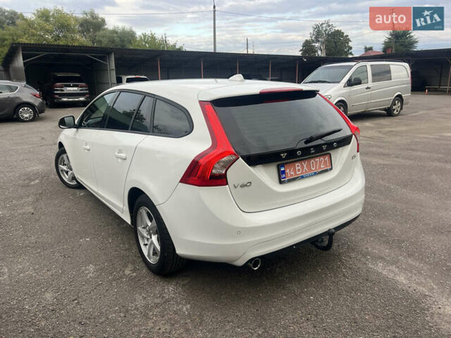 Білий Вольво B60, об'ємом двигуна 2 л та пробігом 282 тис. км за 11700 $, фото 6 на Automoto.ua