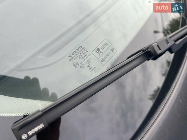 Білий Вольво B60, об'ємом двигуна 2 л та пробігом 282 тис. км за 11700 $, фото 26 на Automoto.ua