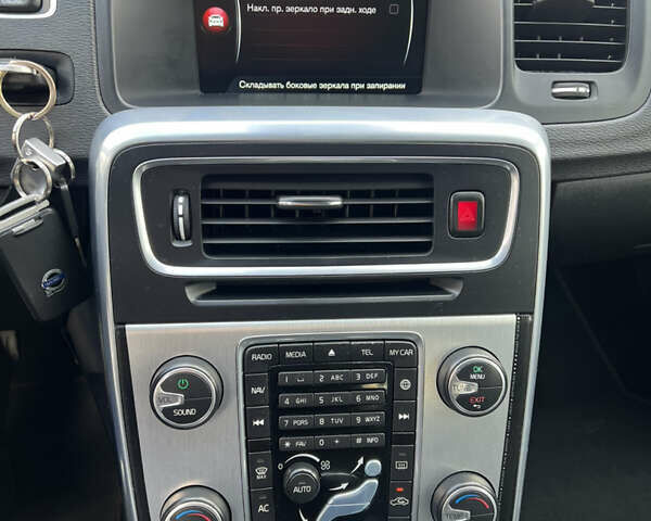 Вольво B60 2016 в Луцке на Automoto.ua Белый Вольво B60, объемом двигателя 2 л и пробегом 243 тыс. км за 15790 $, фото 45 на Automoto.ua