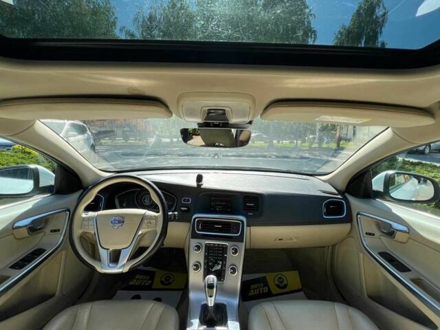 Білий Вольво B60, об'ємом двигуна 2 л та пробігом 261 тис. км за 14290 $, фото 11 на Automoto.ua