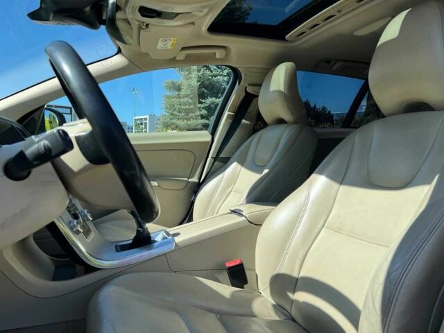 Білий Вольво B60, об'ємом двигуна 2 л та пробігом 261 тис. км за 14290 $, фото 13 на Automoto.ua