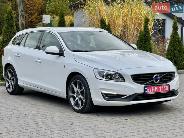 Вольво B60 2016 в Луцке на Automoto.ua Белый Вольво B60, объемом двигателя 2 л и пробегом 243 тыс. км за 15790 $, фото 12 на Automoto.ua