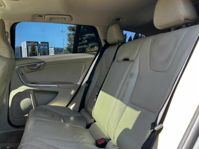 Білий Вольво B60, об'ємом двигуна 2 л та пробігом 261 тис. км за 14290 $, фото 9 на Automoto.ua