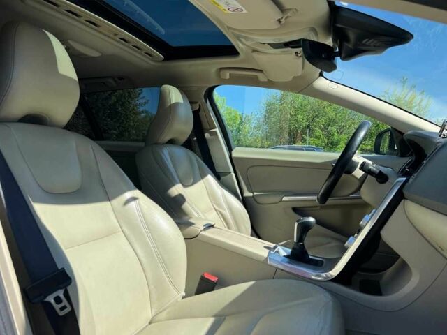 Білий Вольво B60, об'ємом двигуна 2 л та пробігом 261 тис. км за 14290 $, фото 8 на Automoto.ua