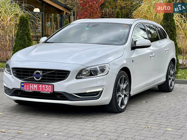 Вольво B60 2016 в Луцке на Automoto.ua Белый Вольво B60, объемом двигателя 2 л и пробегом 243 тыс. км за 15790 $, фото 11 на Automoto.ua