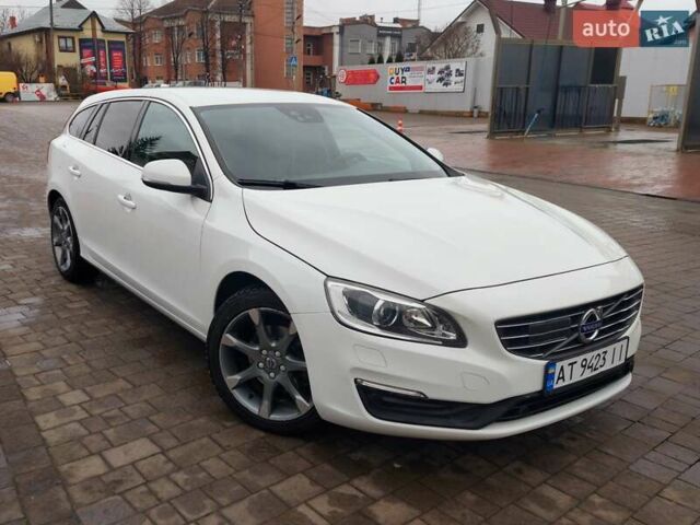 Белый Вольво B60, объемом двигателя 1.99 л и пробегом 209 тыс. км за 14600 $, фото 2 на Automoto.ua