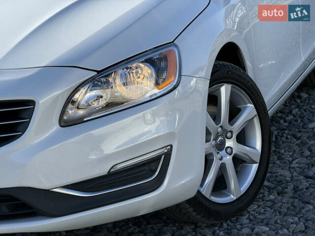 Белый Вольво B60, объемом двигателя 2 л и пробегом 190 тыс. км за 12300 $, фото 8 на Automoto.ua