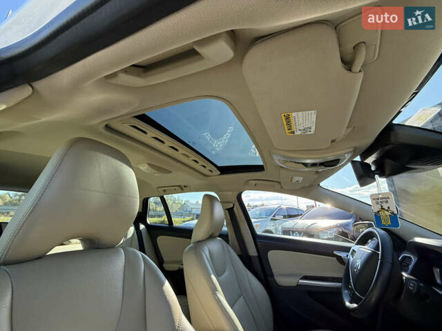 Белый Вольво B60, объемом двигателя 2 л и пробегом 190 тыс. км за 12300 $, фото 33 на Automoto.ua