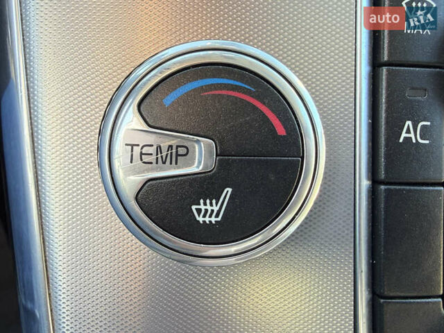 Белый Вольво B60, объемом двигателя 2 л и пробегом 190 тыс. км за 12300 $, фото 58 на Automoto.ua