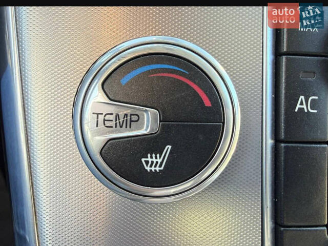 Белый Вольво B60, объемом двигателя 2 л и пробегом 190 тыс. км за 12300 $, фото 58 на Automoto.ua