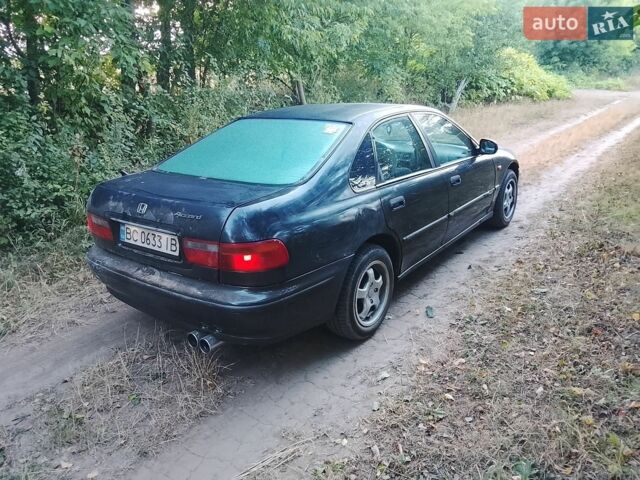Белый Вольво B60, объемом двигателя 1.97 л и пробегом 170 тыс. км за 14500 $, фото 23 на Automoto.ua