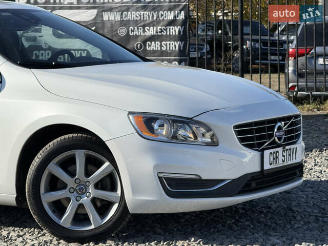 Белый Вольво B60, объемом двигателя 2 л и пробегом 190 тыс. км за 12300 $, фото 14 на Automoto.ua