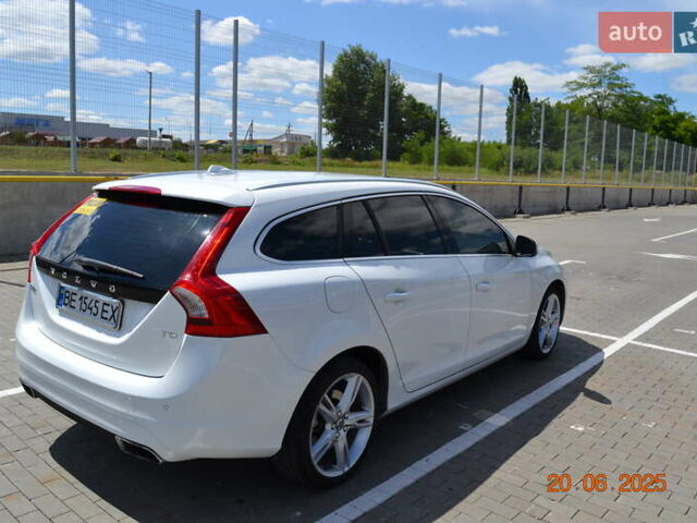 Білий Вольво B60, об'ємом двигуна 1.97 л та пробігом 68 тис. км за 16500 $, фото 7 на Automoto.ua