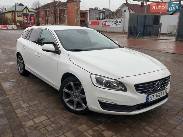 Белый Вольво B60, объемом двигателя 1.99 л и пробегом 209 тыс. км за 14600 $, фото 3 на Automoto.ua