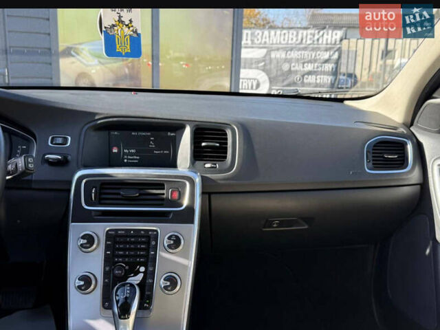 Белый Вольво B60, объемом двигателя 2 л и пробегом 190 тыс. км за 12300 $, фото 39 на Automoto.ua