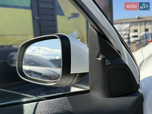 Вольво B60 2017 в Стрые на Automoto.ua Белый Вольво B60, объемом двигателя 2 л и пробегом 190 тыс. км за 12600 $, фото 51 на Automoto.ua