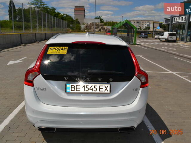 Білий Вольво B60, об'ємом двигуна 1.97 л та пробігом 68 тис. км за 16500 $, фото 10 на Automoto.ua